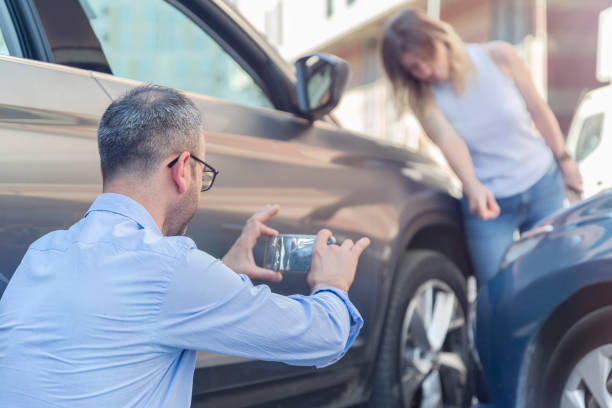 Professional Sr22 Insurance technician working in Vista, CA